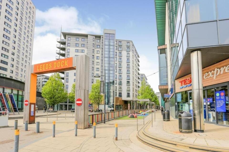 Deluxe City Modern Apt&Free Parking No Balcony Leeds  Eksteriør billede